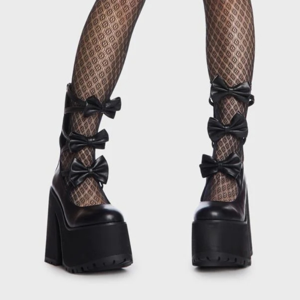 Widow platforms